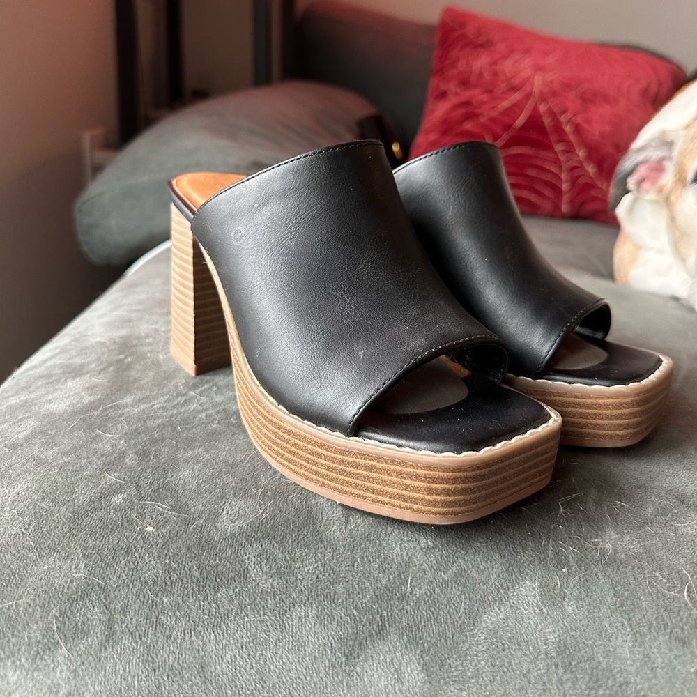 Madewell Black Leather Mules with Chunky Platform